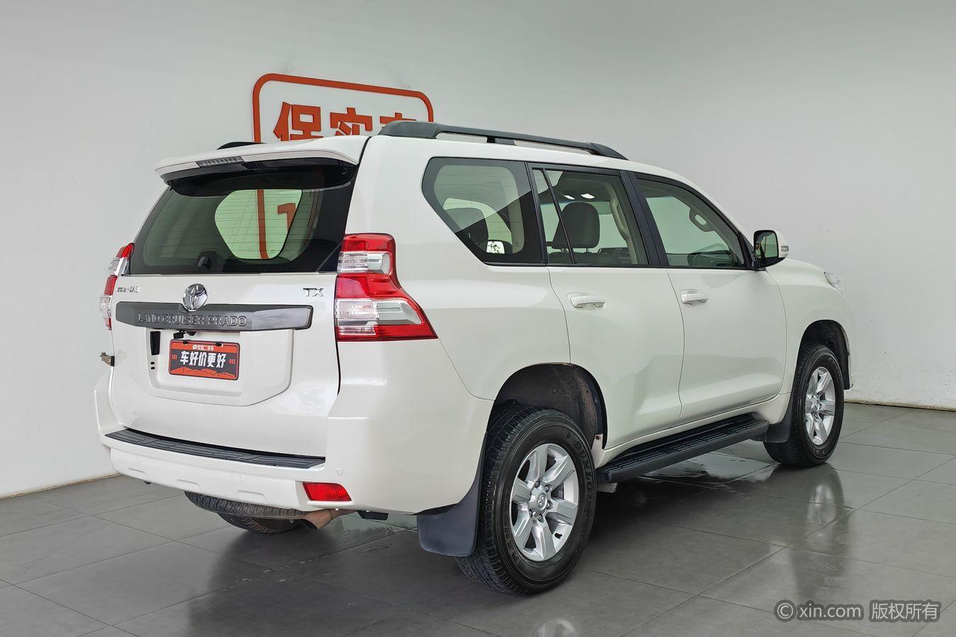 Toyota Land Cruiser Prado 2016 2.7L AT Standard