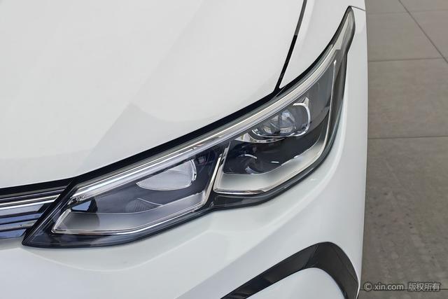 Volkswagen Golf 2022 Белый из Китая
