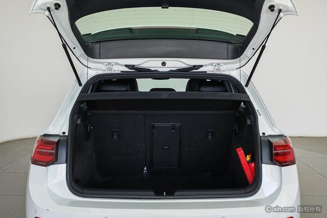 Volkswagen Golf id 4320820 из Китая 12