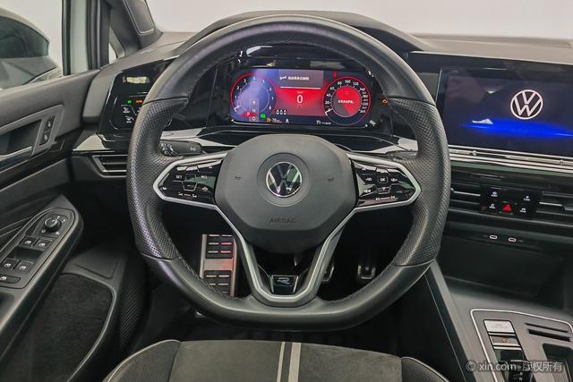 Volkswagen Golf id 4320820 из Китая 14