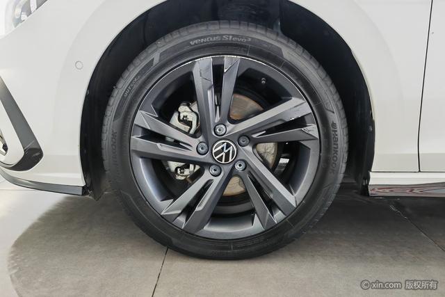 Volkswagen Golf id 4320820 из Китая 15