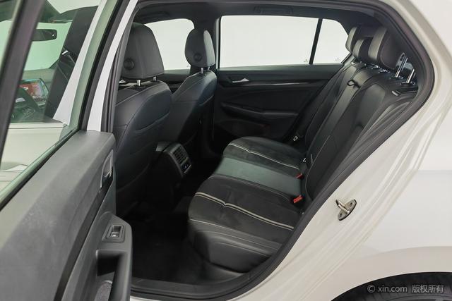 Volkswagen Golf id 4320820 из Китая 18