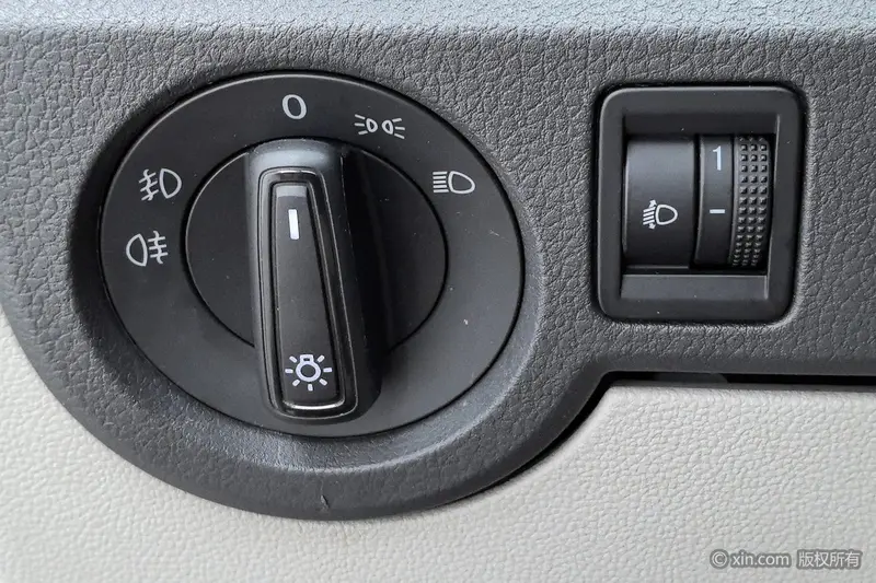 Volkswagen T-Cross — фото 11