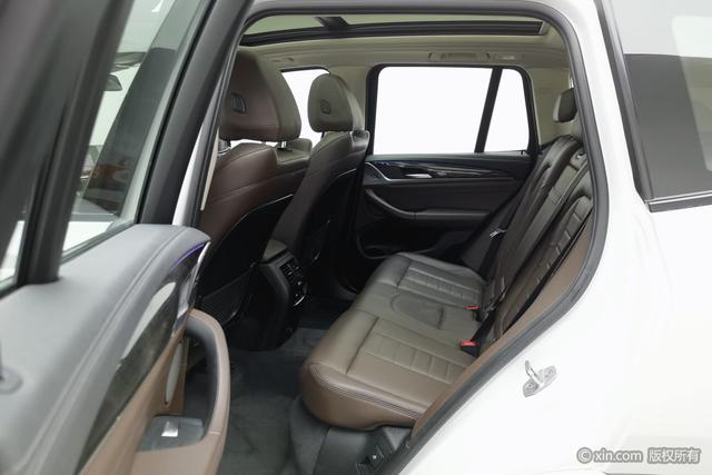 BMW X3 2018 x Drive 30i Leading M VI — фото 19