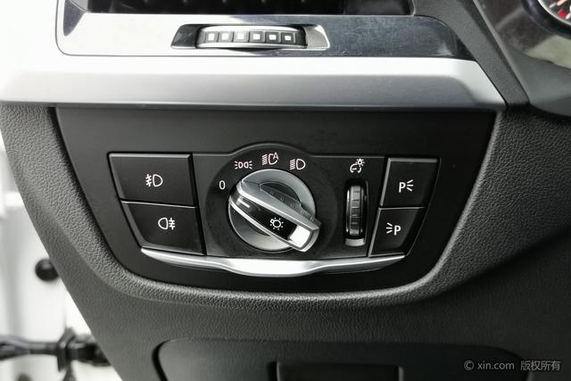 BMW X3 2018 x Drive 30i Leading M VI — фото 16