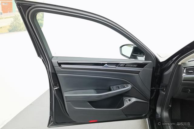 Volkswagen Huiang id 4321125 из Китая 10