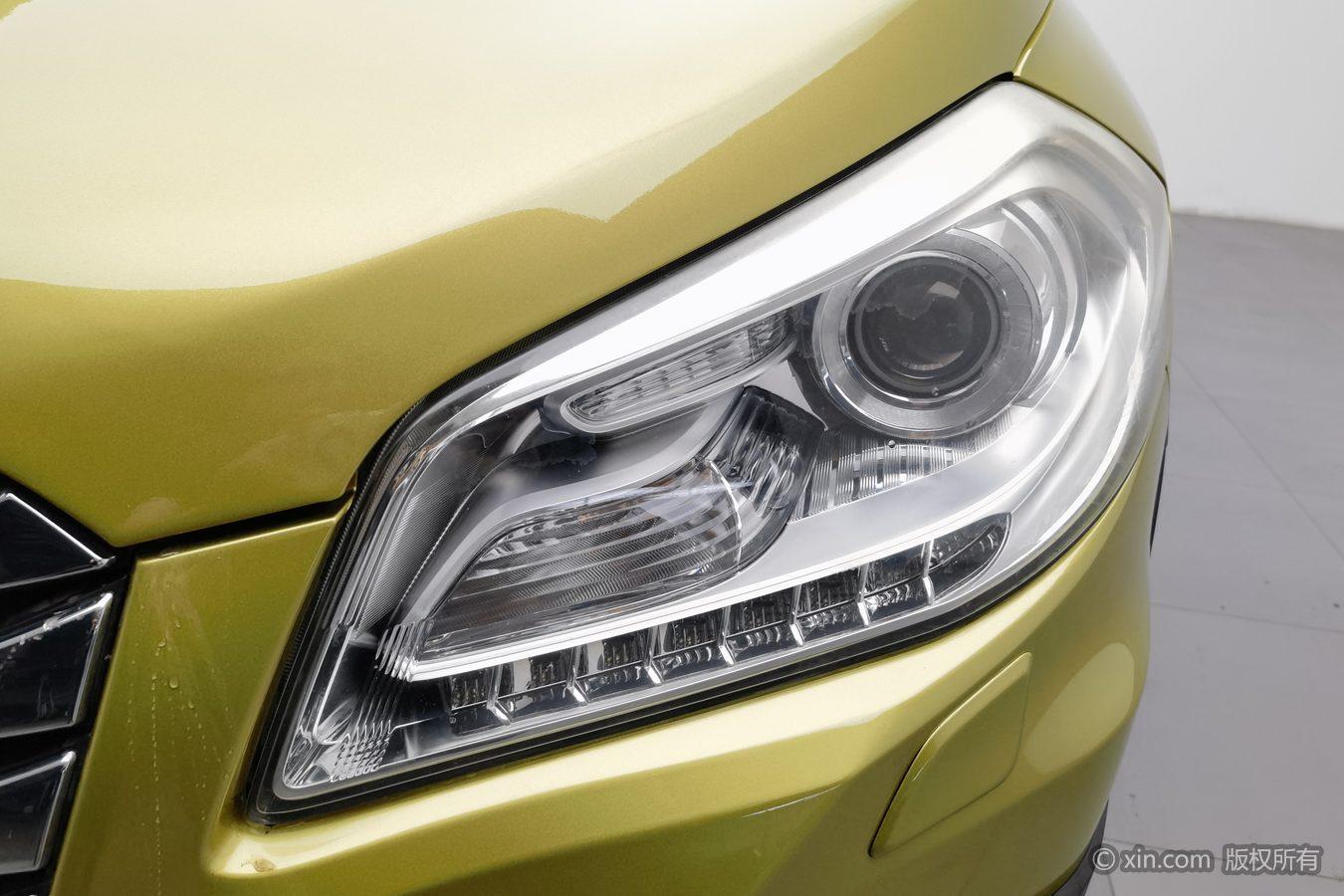 Suzuki S-Cross 2014 1.6L MT Elite