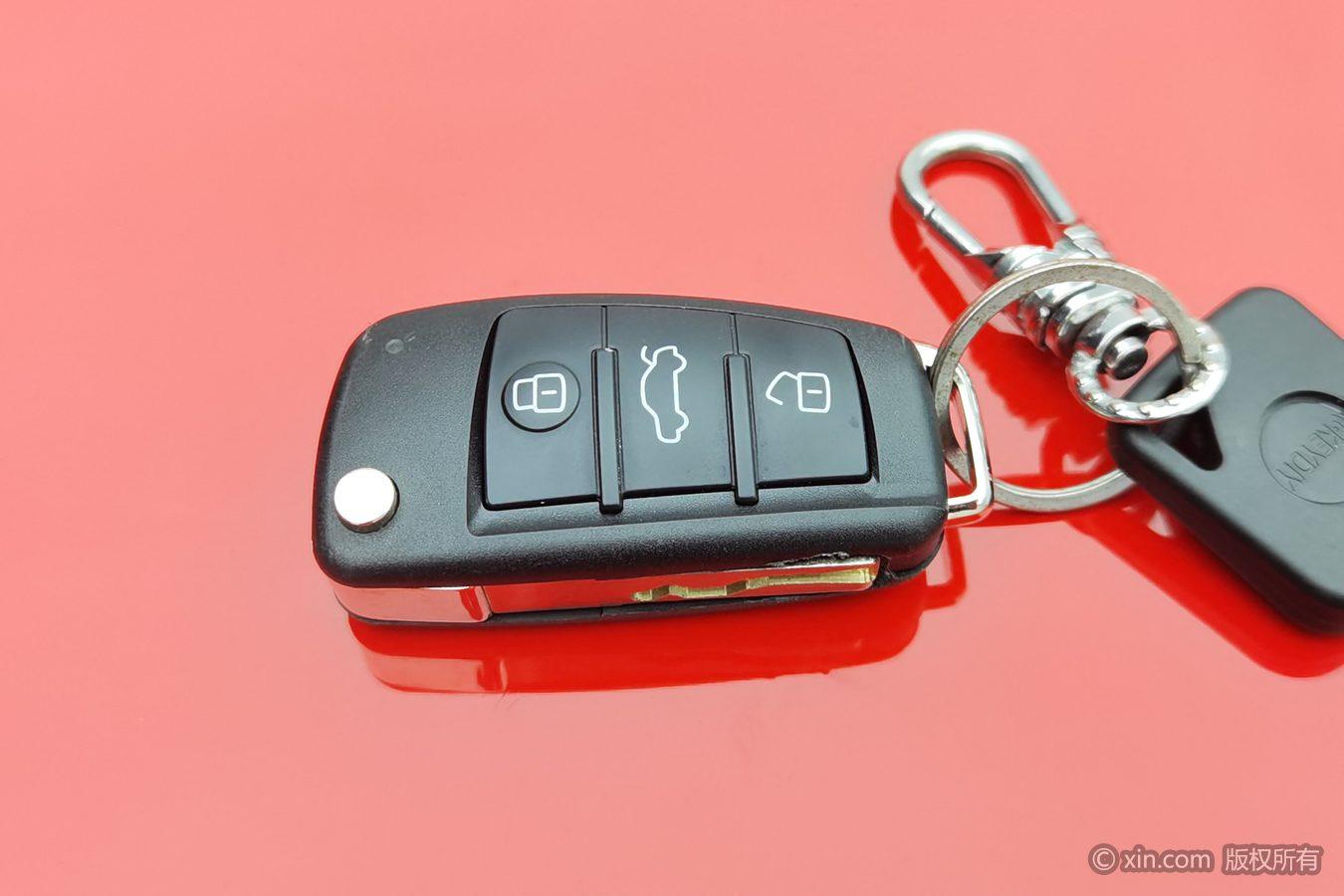 Jeep Renegade 2019 220T AT Lead