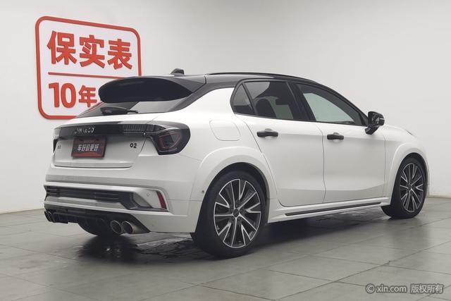 Lynk & Co 02 Hatchback 2022 2.0 TD Hatchback Pro — фото 4