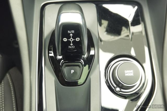 Lynk & Co 02 Hatchback 2022 2.0 TD Hatchback Pro — фото 16