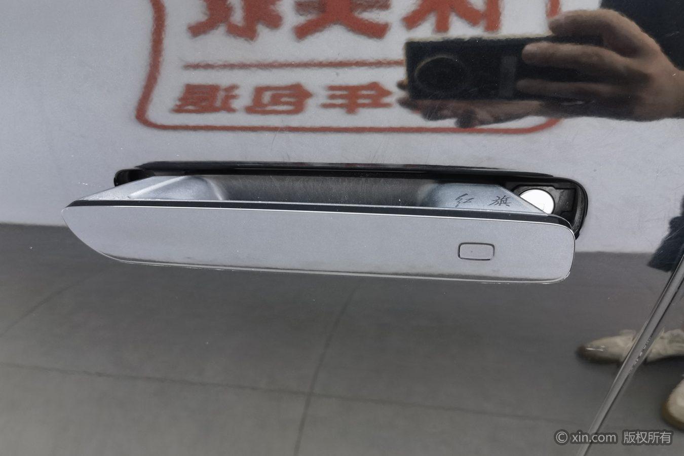 Hongqi H9 2023 2.0T