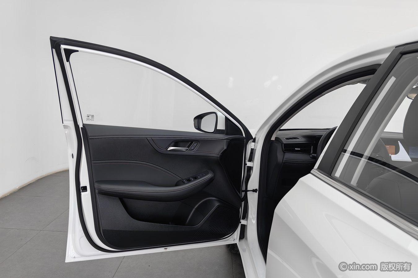 Roewe i5 — фотографии объявления, Фото 12