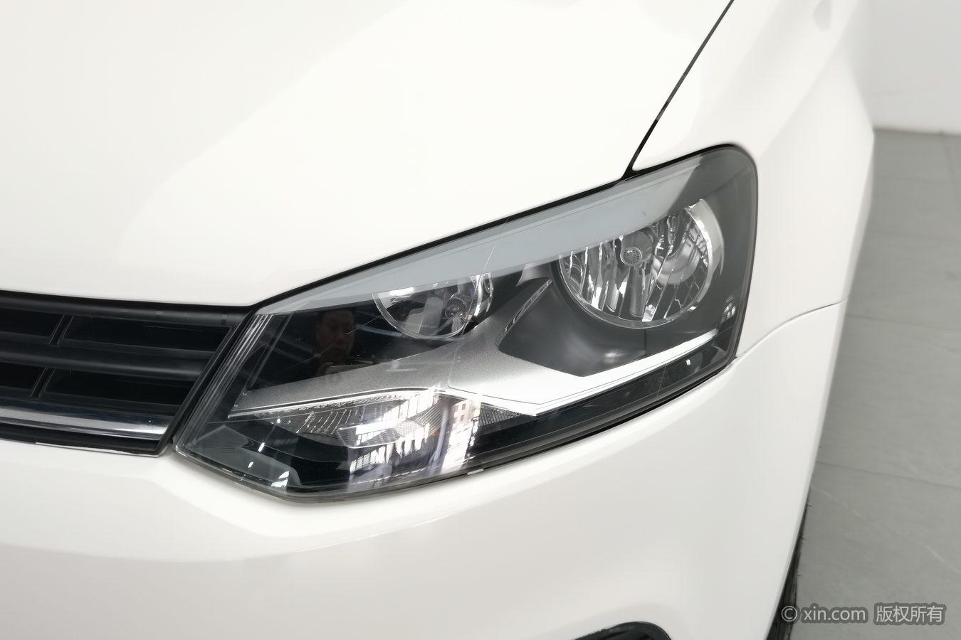 Volkswagen Polo 2016 1.4L AT