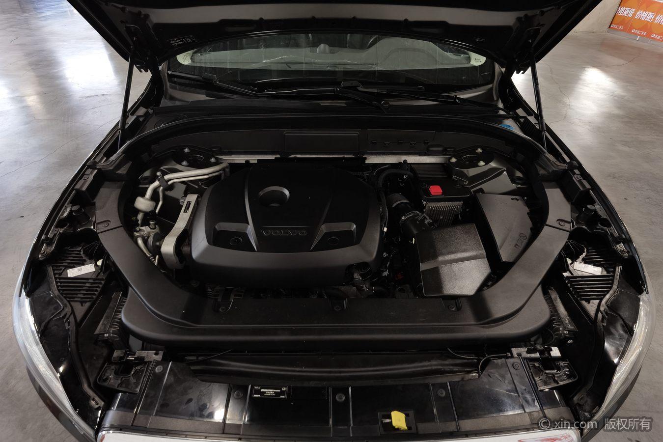 Volvo XC60 2021 T5 Luxury