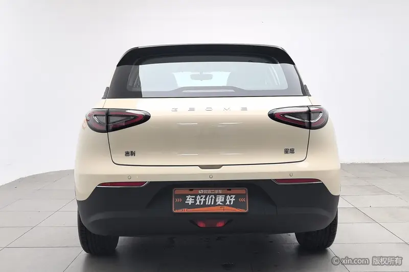 Geely Galaxy Starwish — фото 3