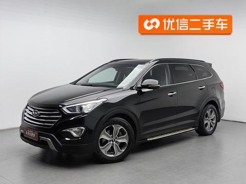 Hyundai Grand Santa Fe
