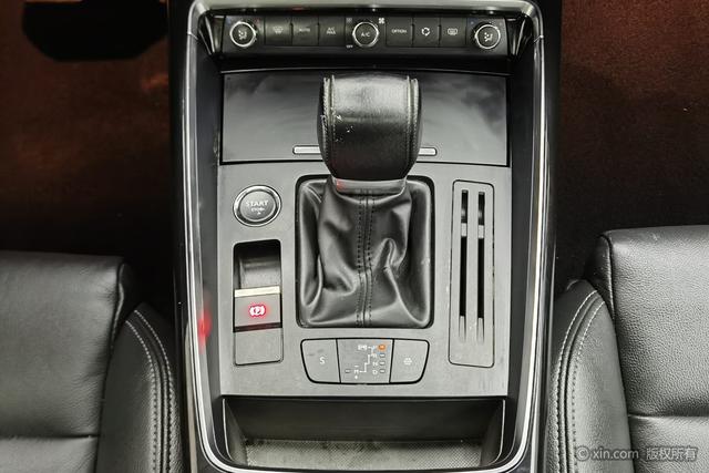 Citroen C5 2017 350 THP ATLuxury — фото 14