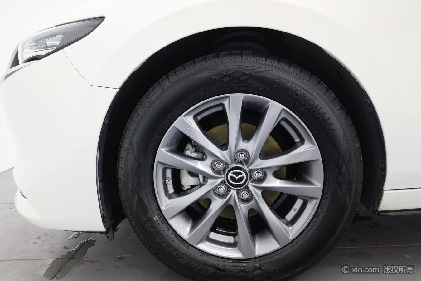 Mazda Mazda3 3 2020 1.5L AT