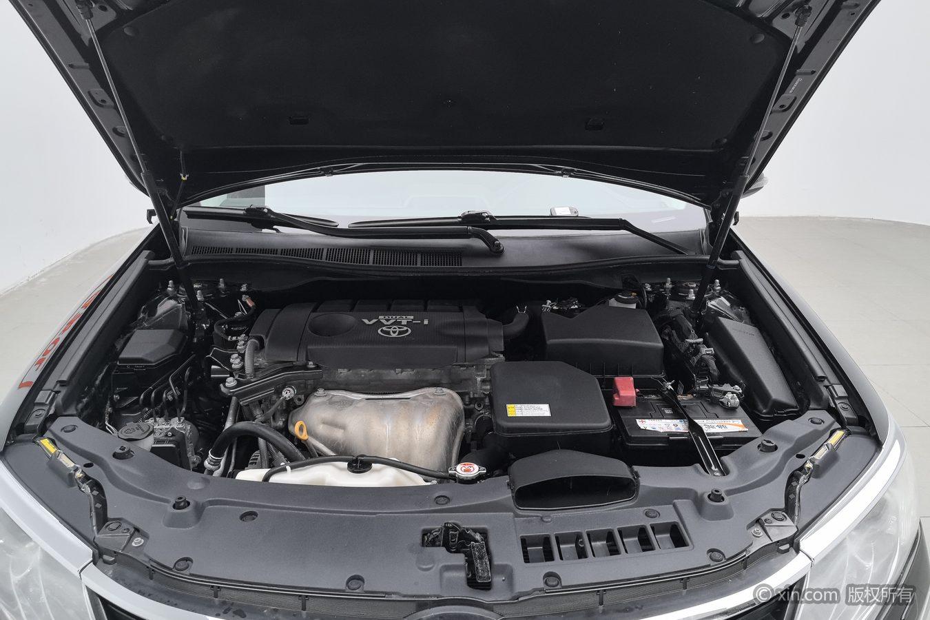 Toyota Camry 2016 2.5G Luxury