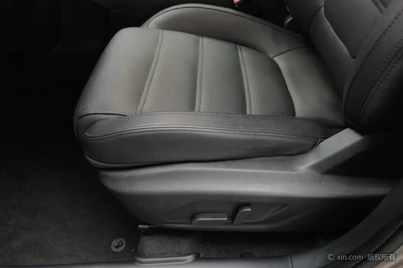 MG 2.0 TGI TST 4 WD Flagship — фото 13