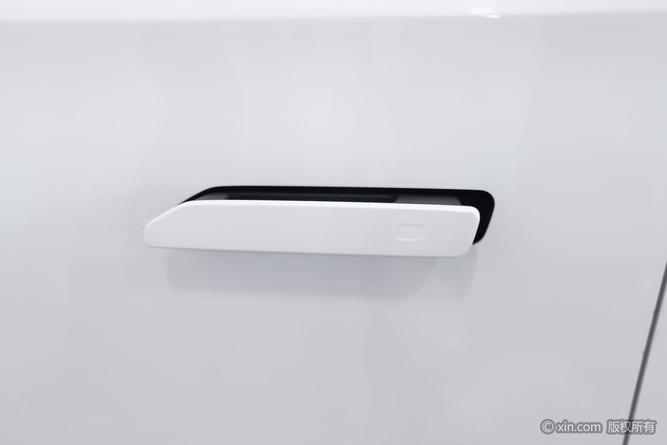 Chery Tiggo 9 9 2025 2.0T AT Premium