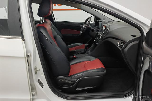 Chery Arrizo 5 2017 SPORT 1.5 T CVT — фото 13