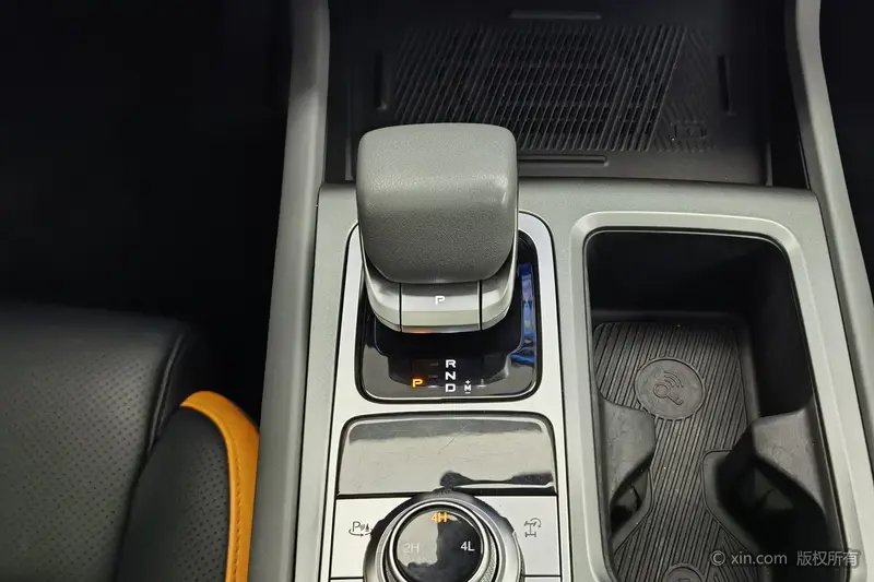 BAIC BJ40 — фото 10