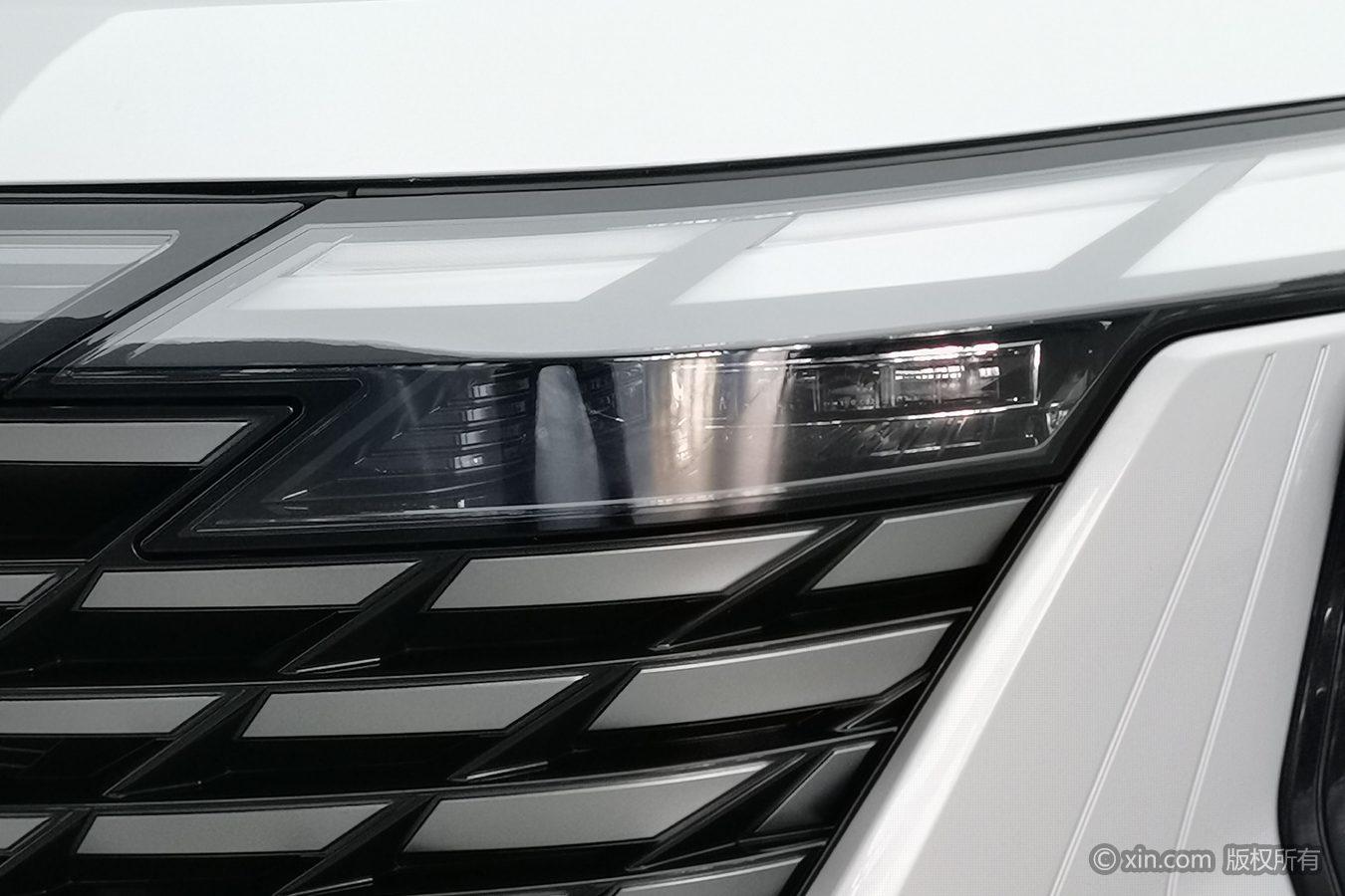 Geely Boyue L L 2024 1.5TD DCT Luxury