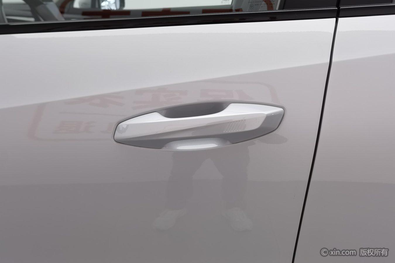 Geely Boyue L L 2024 1.5TD DCT Luxury