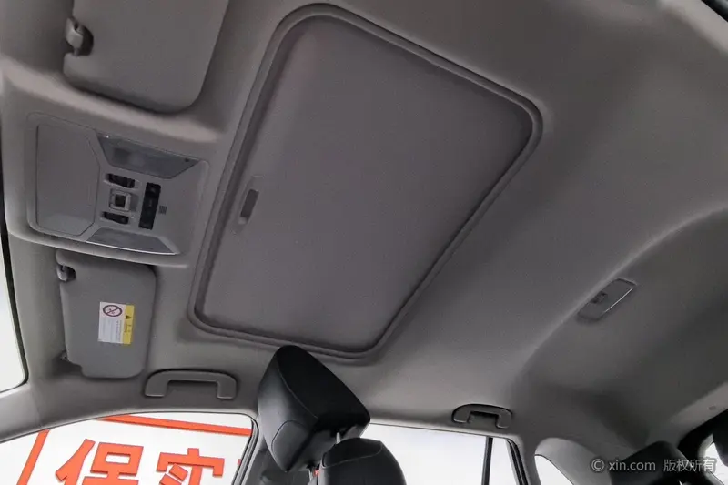 Toyota RAV4 — фото 14