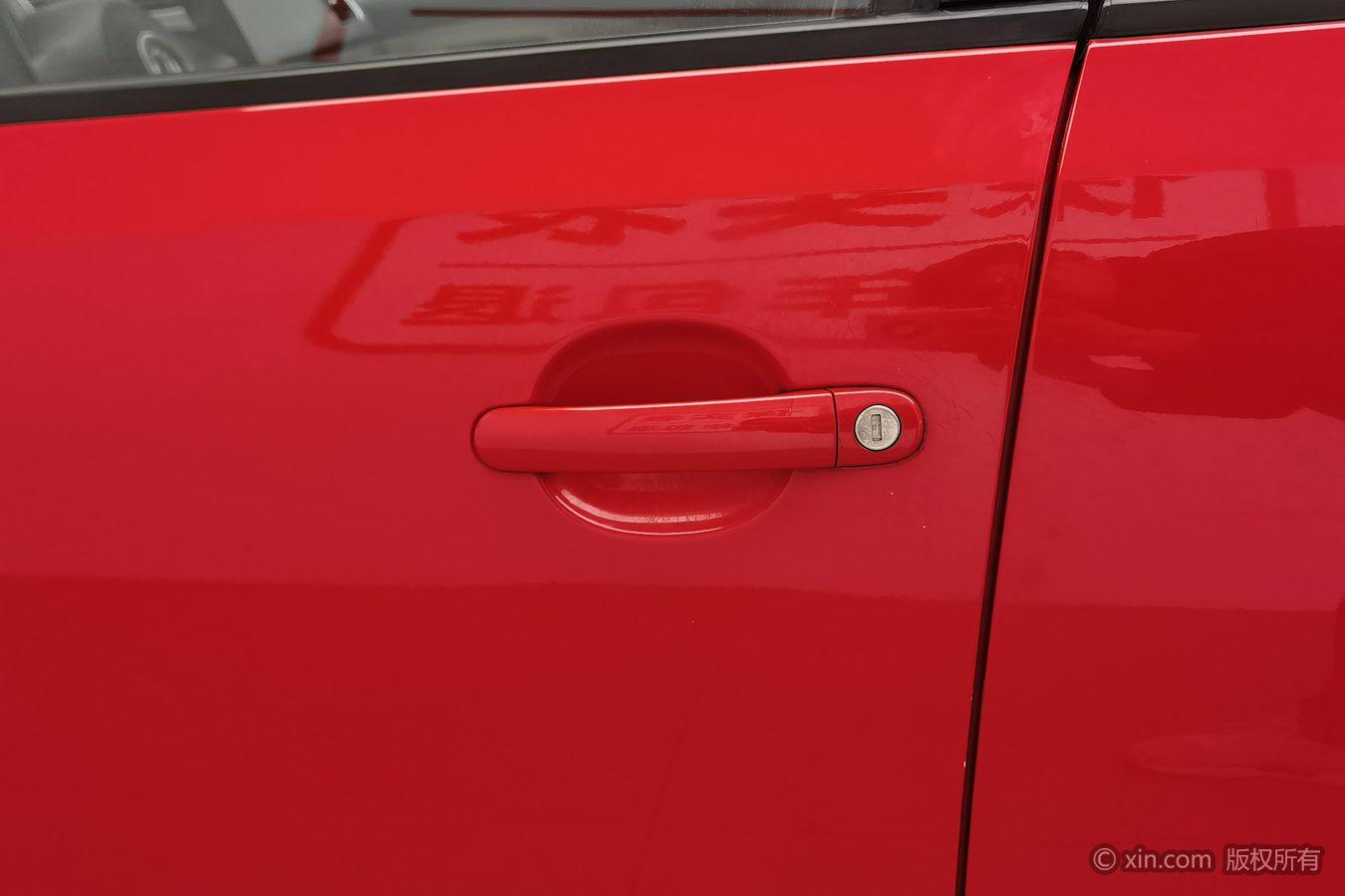 Volkswagen Polo 2012 1.6L Cross POLO AT