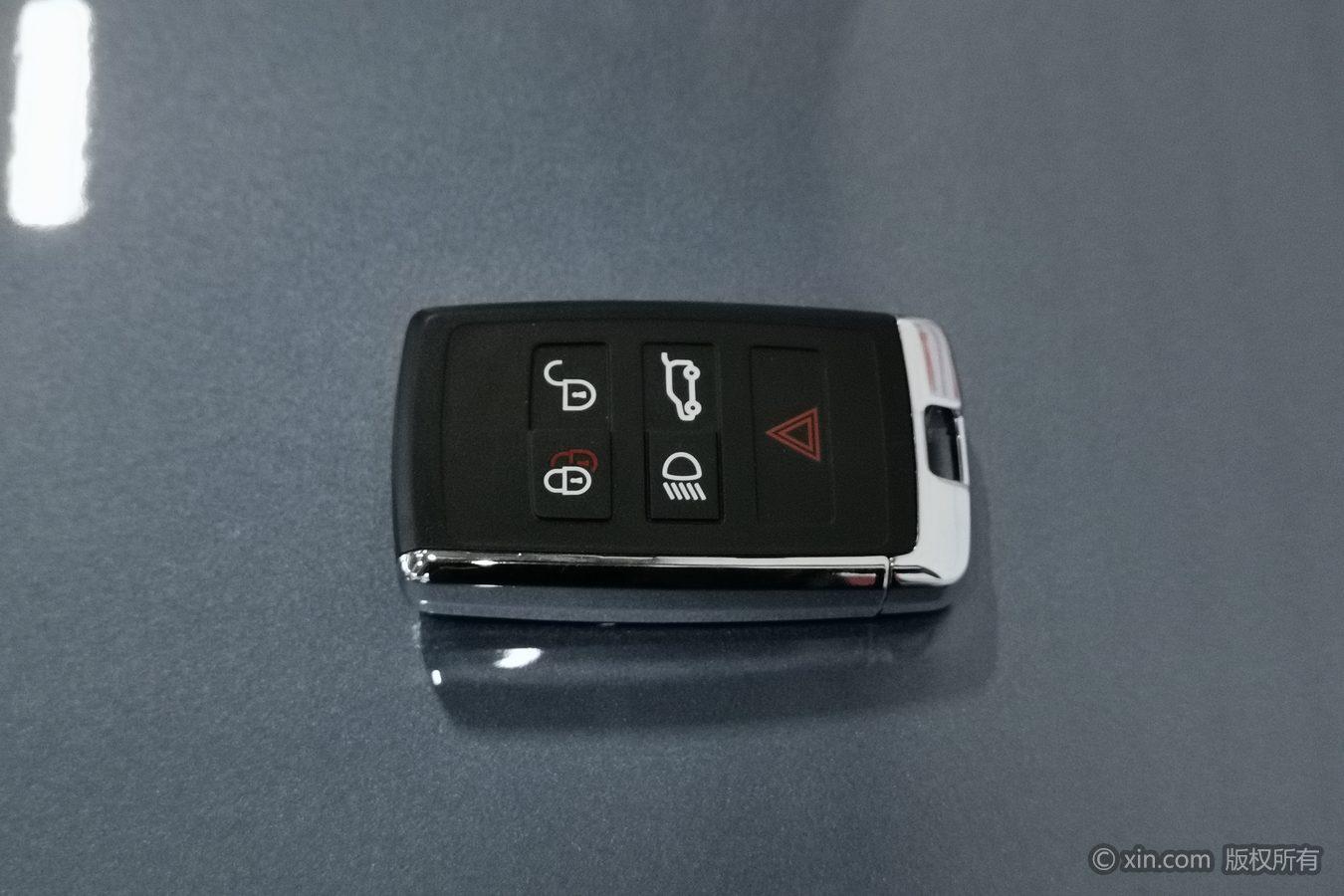 Land Rover Discovery Sport Sport 2023 249PS R-Dynamic SE 5 мест