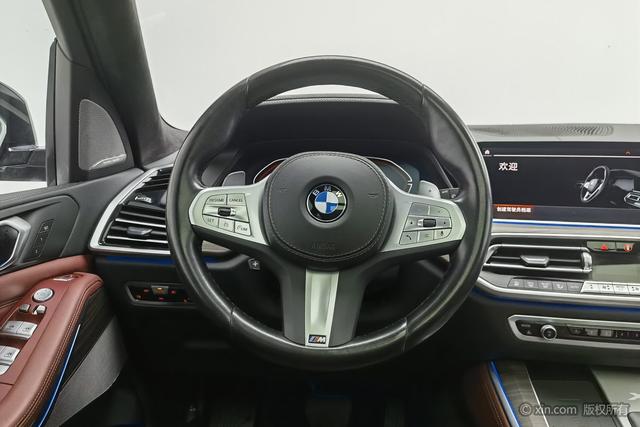BMW X5 2022 x Drive 40 Li M — фото 15