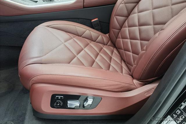BMW X5 2022 x Drive 40 Li M — фото 18