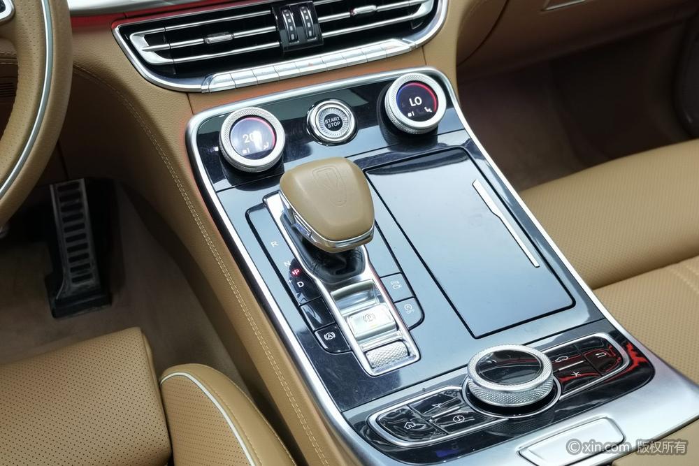 Hongqi H9, фото 15