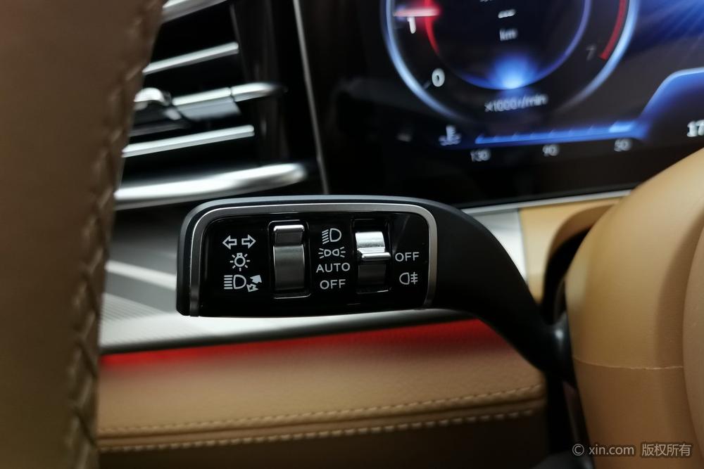 Hongqi H9, фото 16