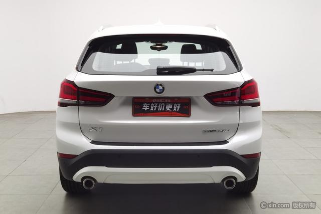 BMW X1 2022 s Drive 25 Li Leading — фото 3