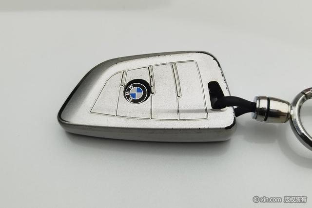 BMW X1 2022 s Drive 25 Li Leading — фото 6