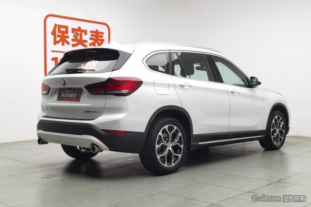 BMW X1 2022 s Drive 25 Li Leading — фото 4