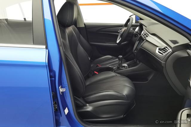 Roewe i5 id 3804782 из Китая 8