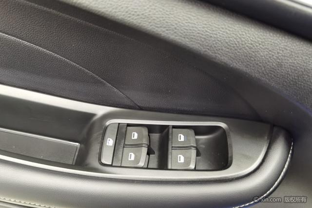 Roewe i5 id 3804782 из Китая 21