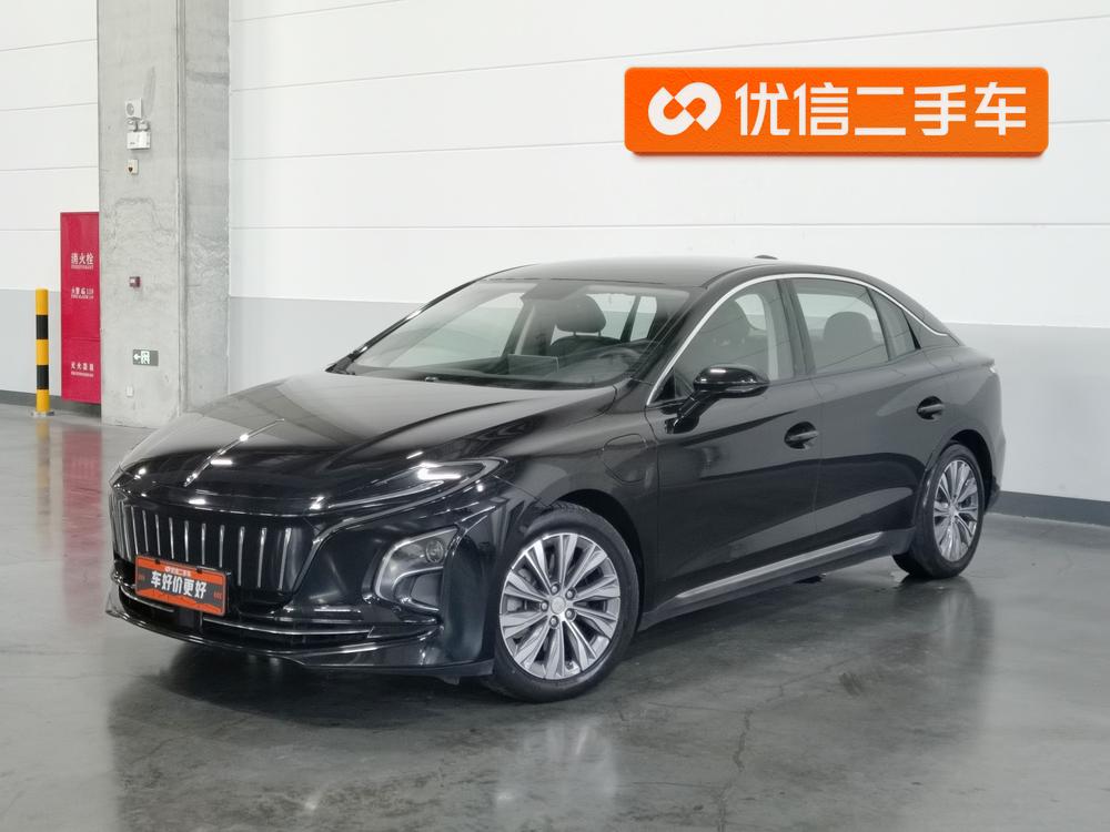 Hongqi E-QM5