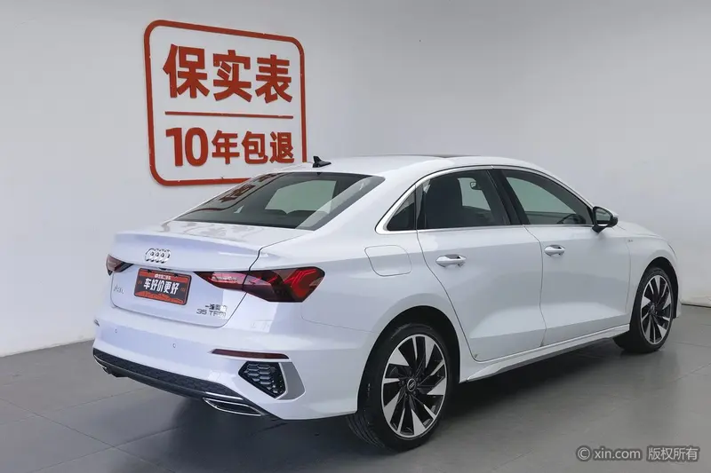 Audi A 3 A 3 L Limousine 35 TFSI — фото 4