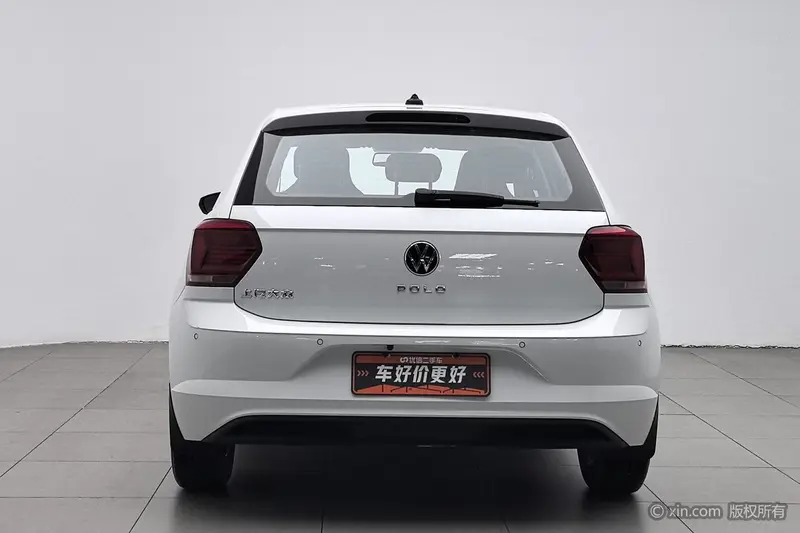 Volkswagen Polo Plus 1.5 L ATTech — фото 3