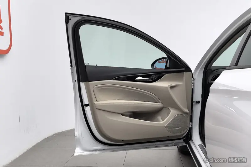Buick Regal — фото 16