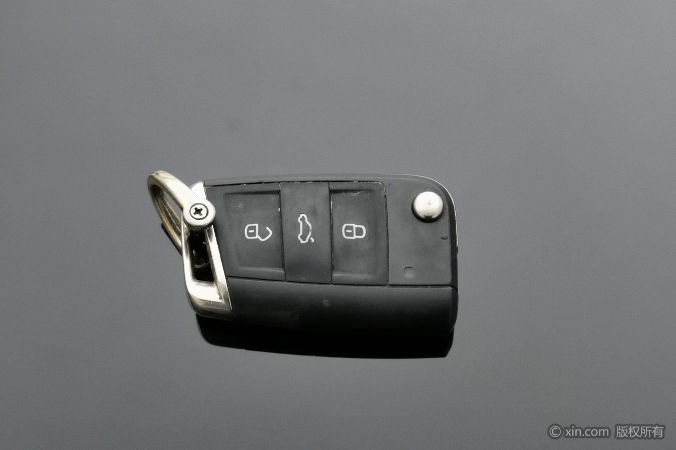Volkswagen Tiguan L L 2024 380TSI R-Line 7 мест