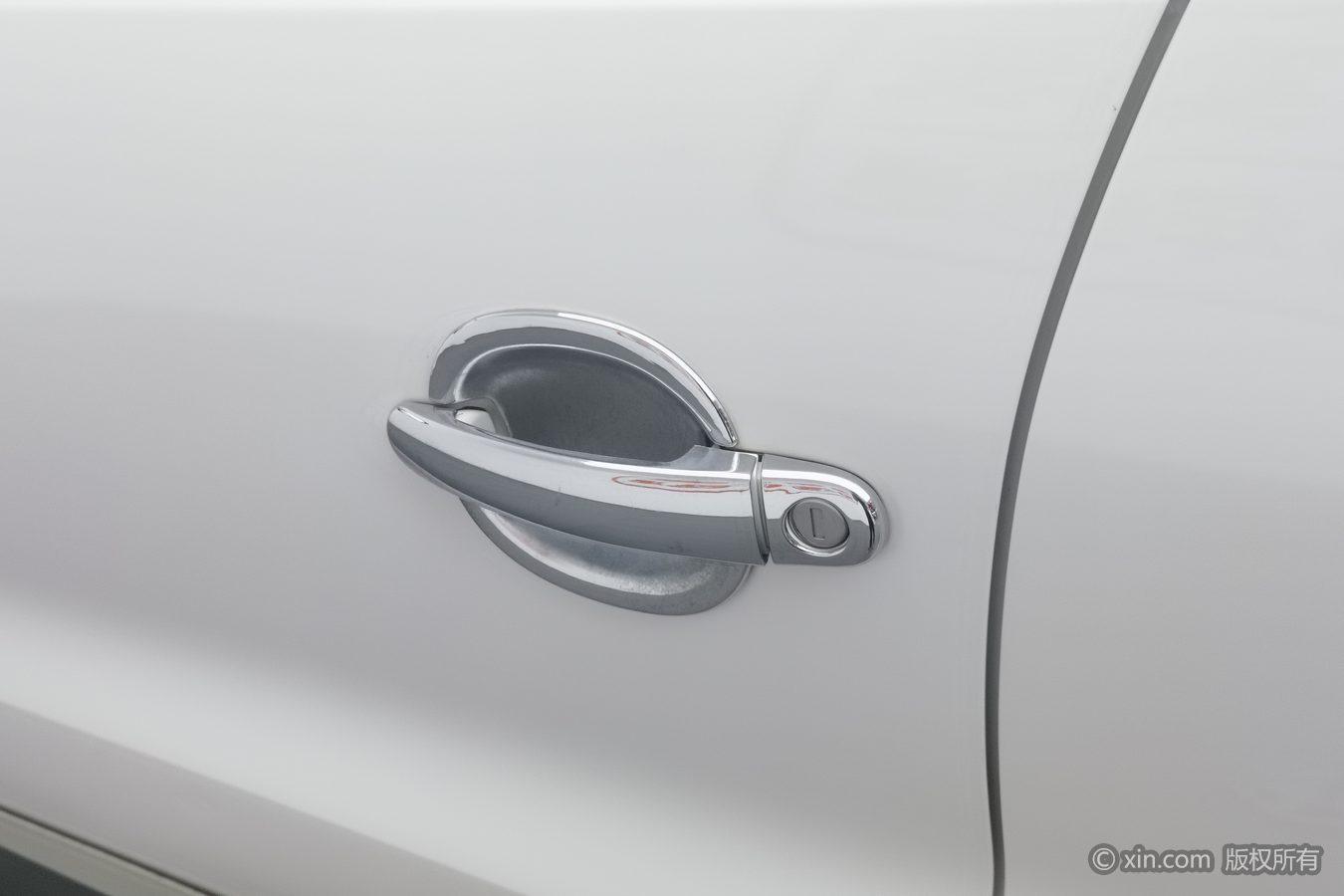 Volkswagen Tiguan 2015 1.8TSI AT Comfort