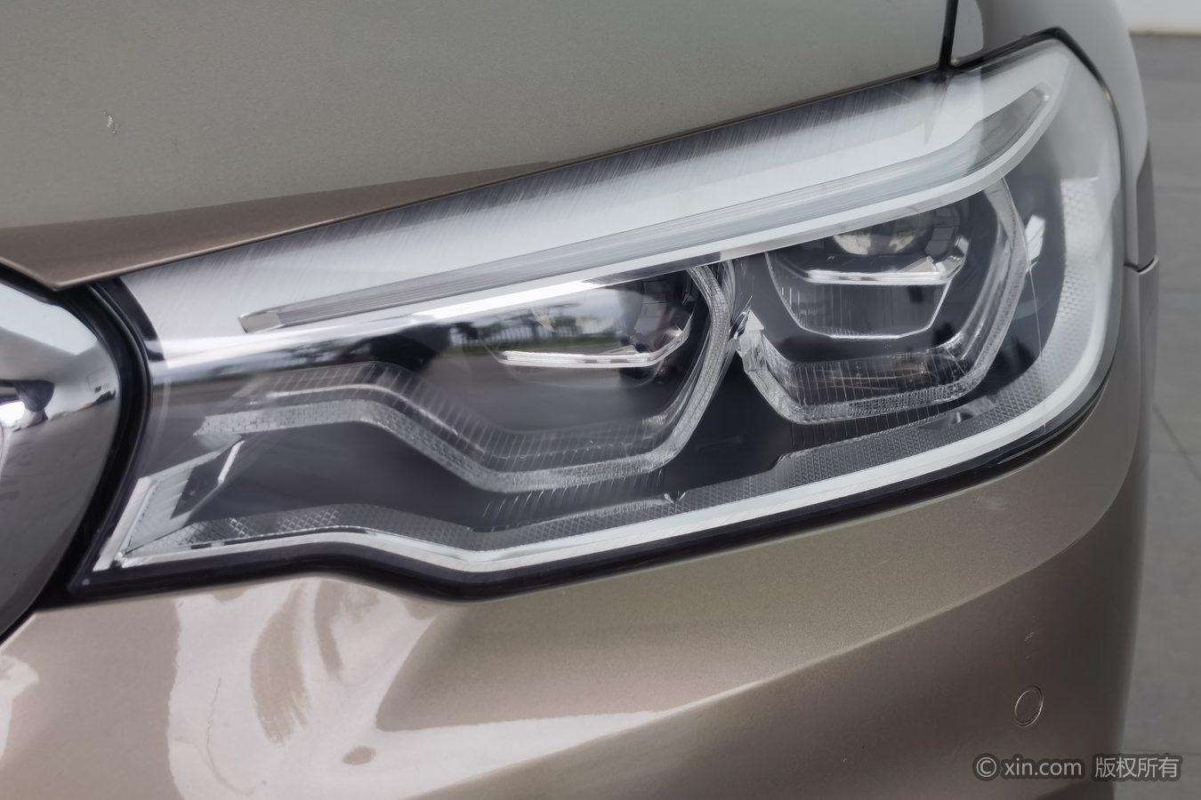 BMW 5 серииPHEV 5 PHEV 2018 530Le Luxury