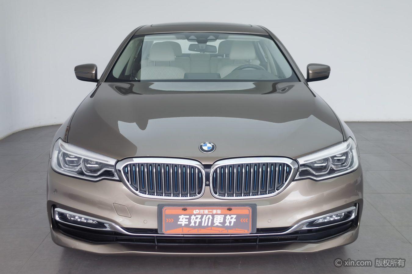 BMW 5 серииPHEV 5 PHEV 2018 530Le Luxury