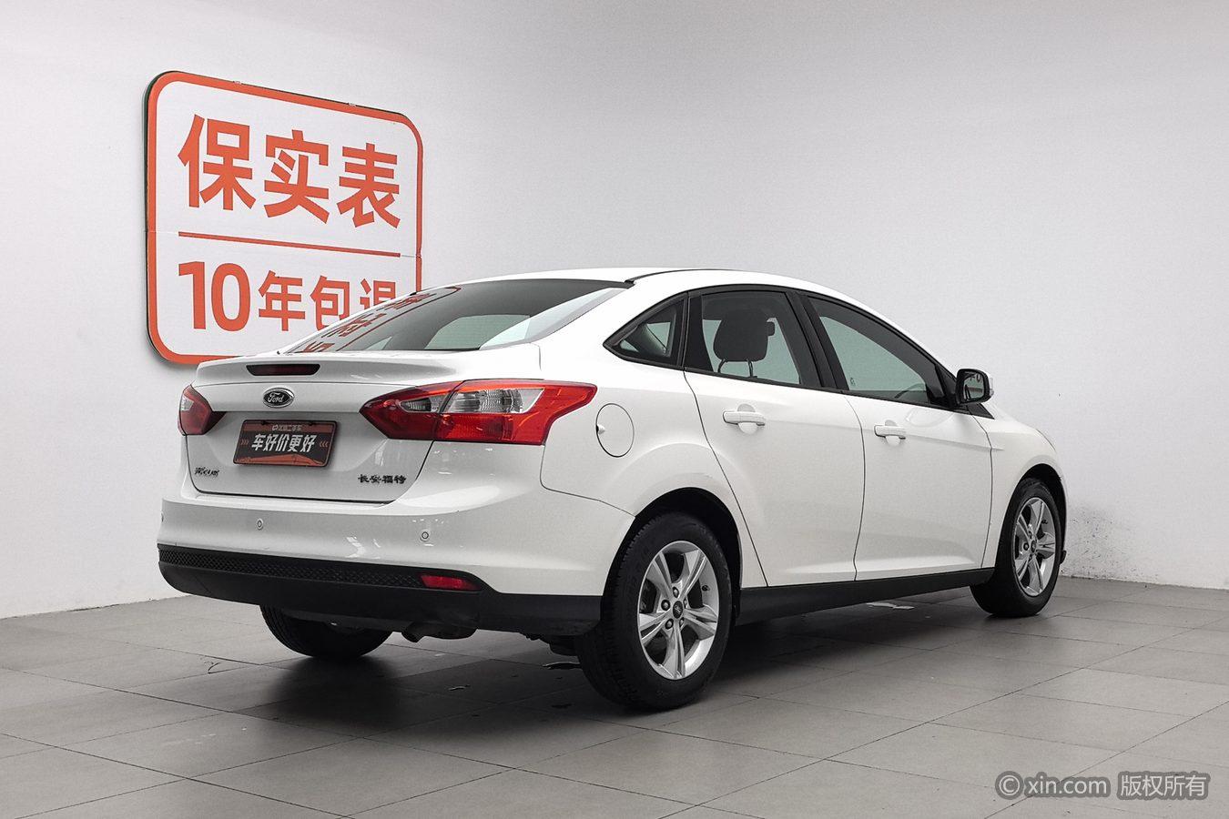 Ford Focus 2012 1.6L MT